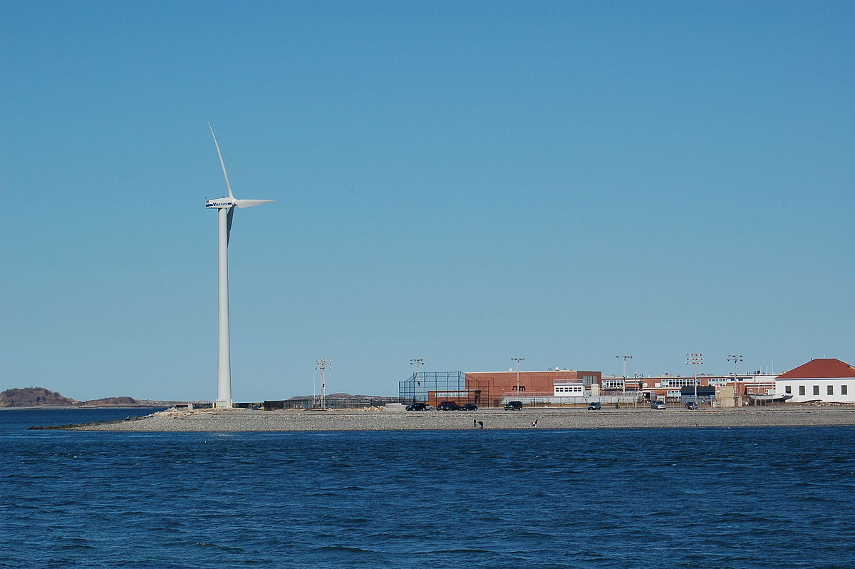 Wind turbine in Hull, Massachusetts. Photo by Fish Cop, placed in the public domain by the author. Wikimedia Commons.
